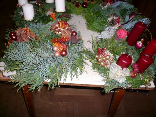 Klub dobré pohody - Výroba adventních věnců - 25.11.2010